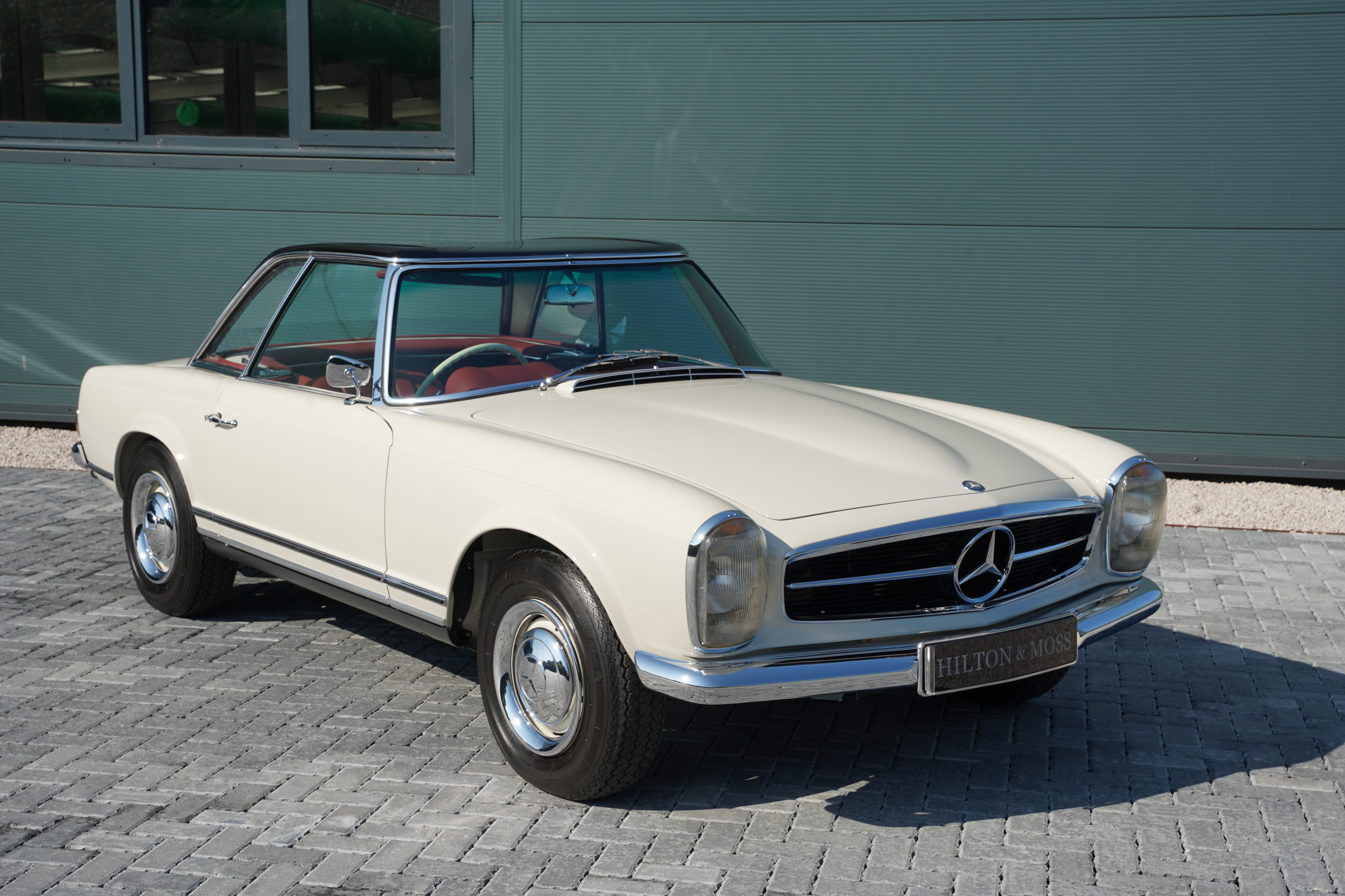 1966 Mercedes-Benz Pagoda 230SL Restoration