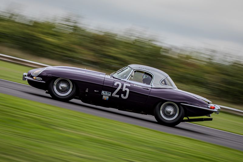 A first place finish for Hilton & Moss at Castle Combe!