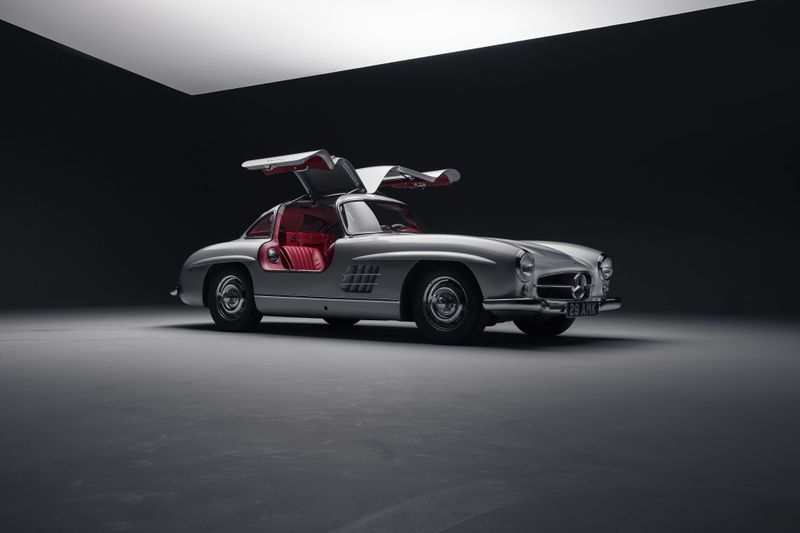 INTRODUCING THE RESTORED 1956 MERCEDES-BENZ W198 300SL GULLWING
