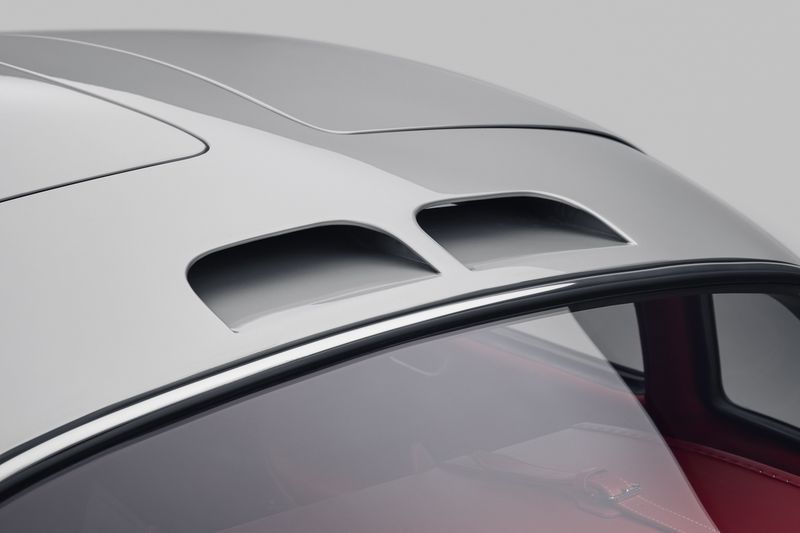 INTRODUCING THE RESTORED 1956 MERCEDES-BENZ W198 300SL GULLWING