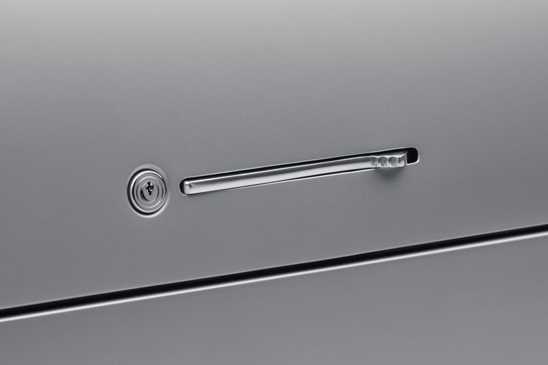 INTRODUCING THE RESTORED 1956 MERCEDES-BENZ W198 300SL GULLWING