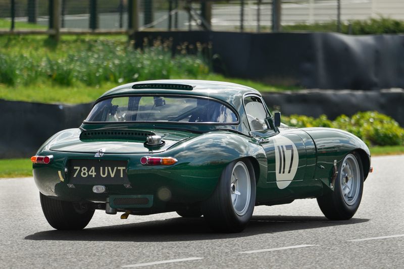 Historic meets High-Performance: Recommissioned 1963 Jaguar E-Type 3.8 Series 1 “Semi-Lightweight” now available for sale