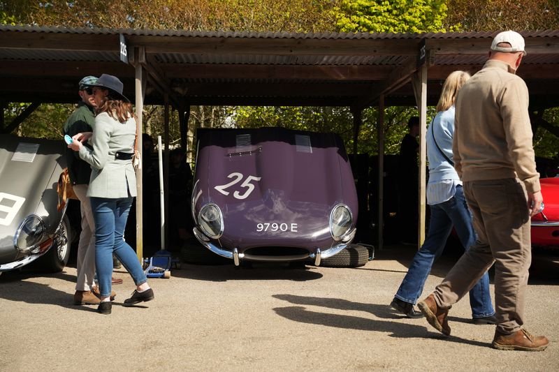 Hilton & Moss Debut the Purple Princess at the 83rd Goodwood Members’ Meeting