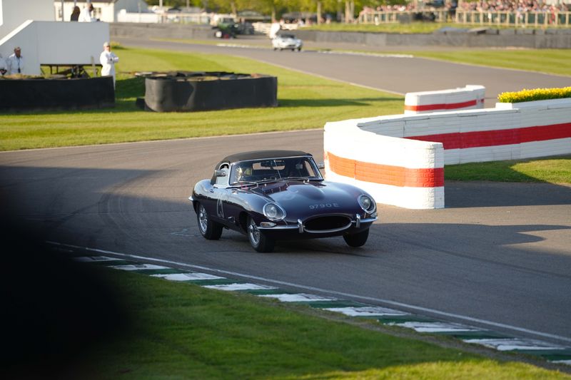 Hilton & Moss Debut the Purple Princess at the 83rd Goodwood Members’ Meeting