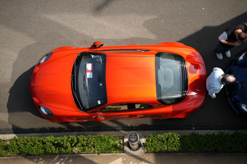 Hilton & Moss welcome the Alpine A110 owners club