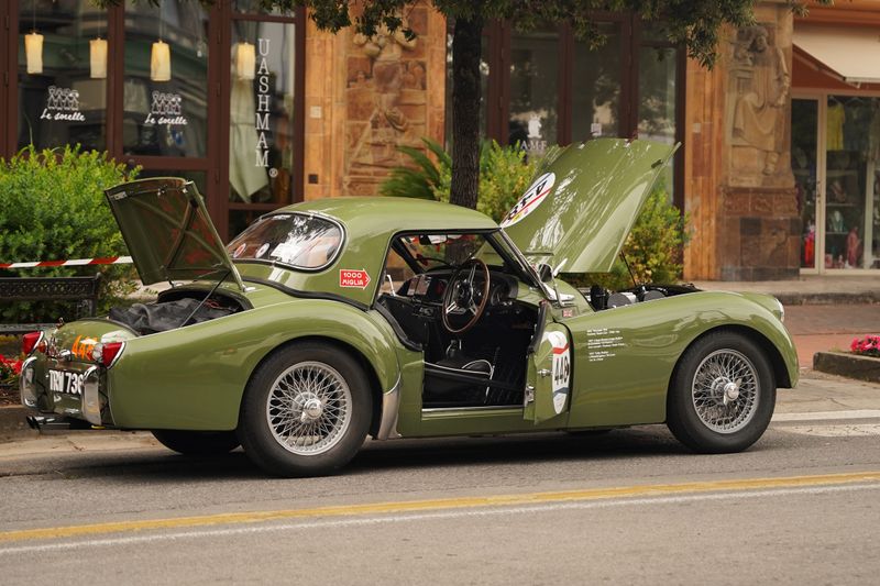 Hilton & Moss Returns to the 1000 Miglia!