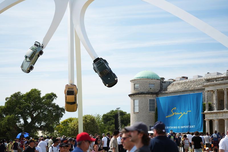 Hilton & Moss Debuts Beautifully Restored Mercedes-Benz 300SL Roadster at the 2026 Goodwood Festival of Speed