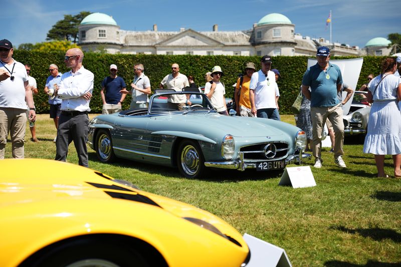 Hilton & Moss Debuts Beautifully Restored Mercedes-Benz 300SL Roadster at the 2026 Goodwood Festival of Speed