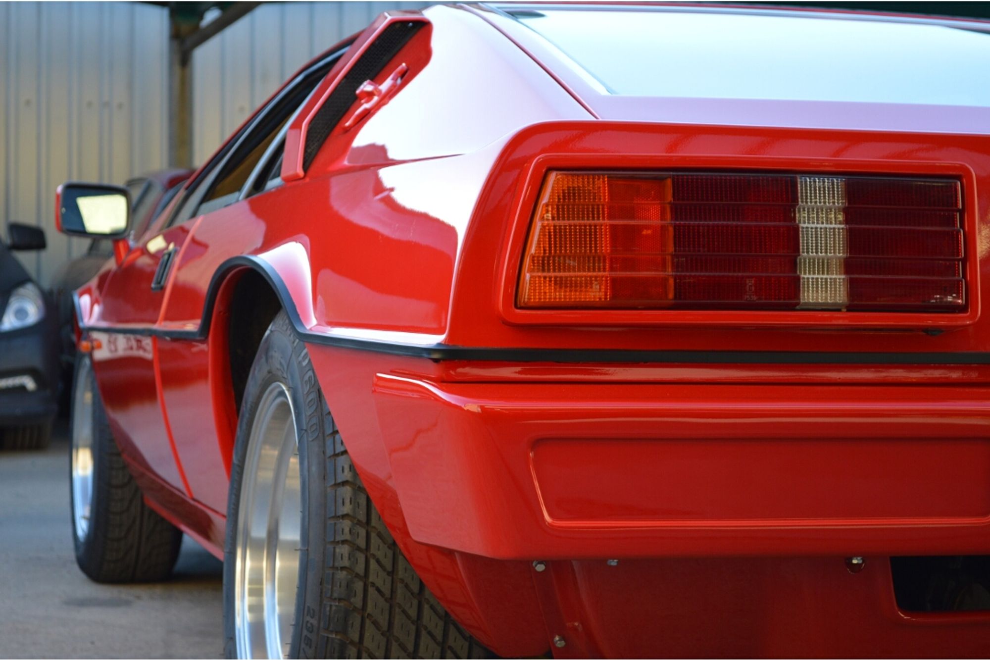 Lotus Esprit S3 2.2 Light Restoration