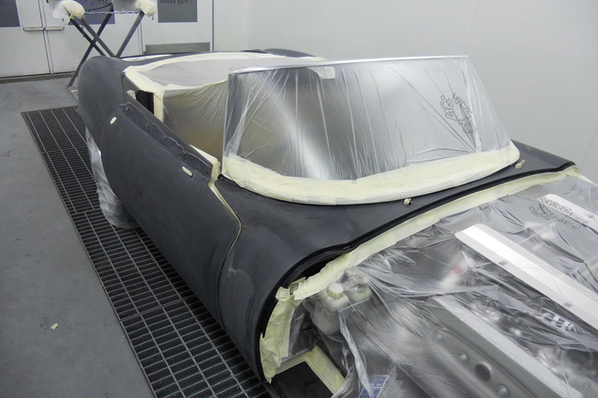 JAGUAR E-TYPE 4.2 ROADSTER Restoration