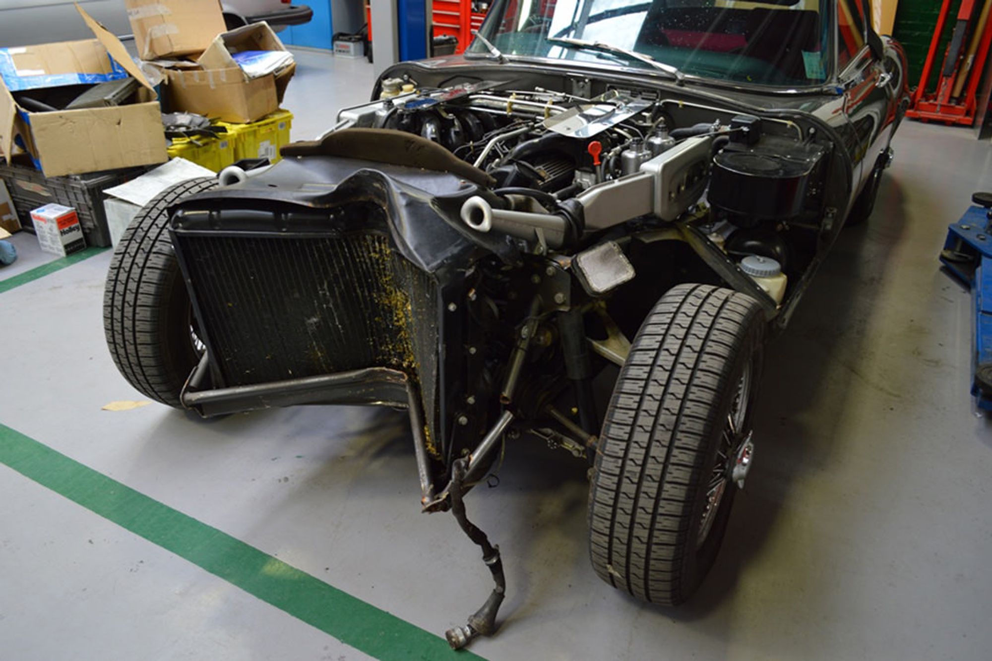 JAGUAR E-TYPE SERIES 3 V12 Restoration