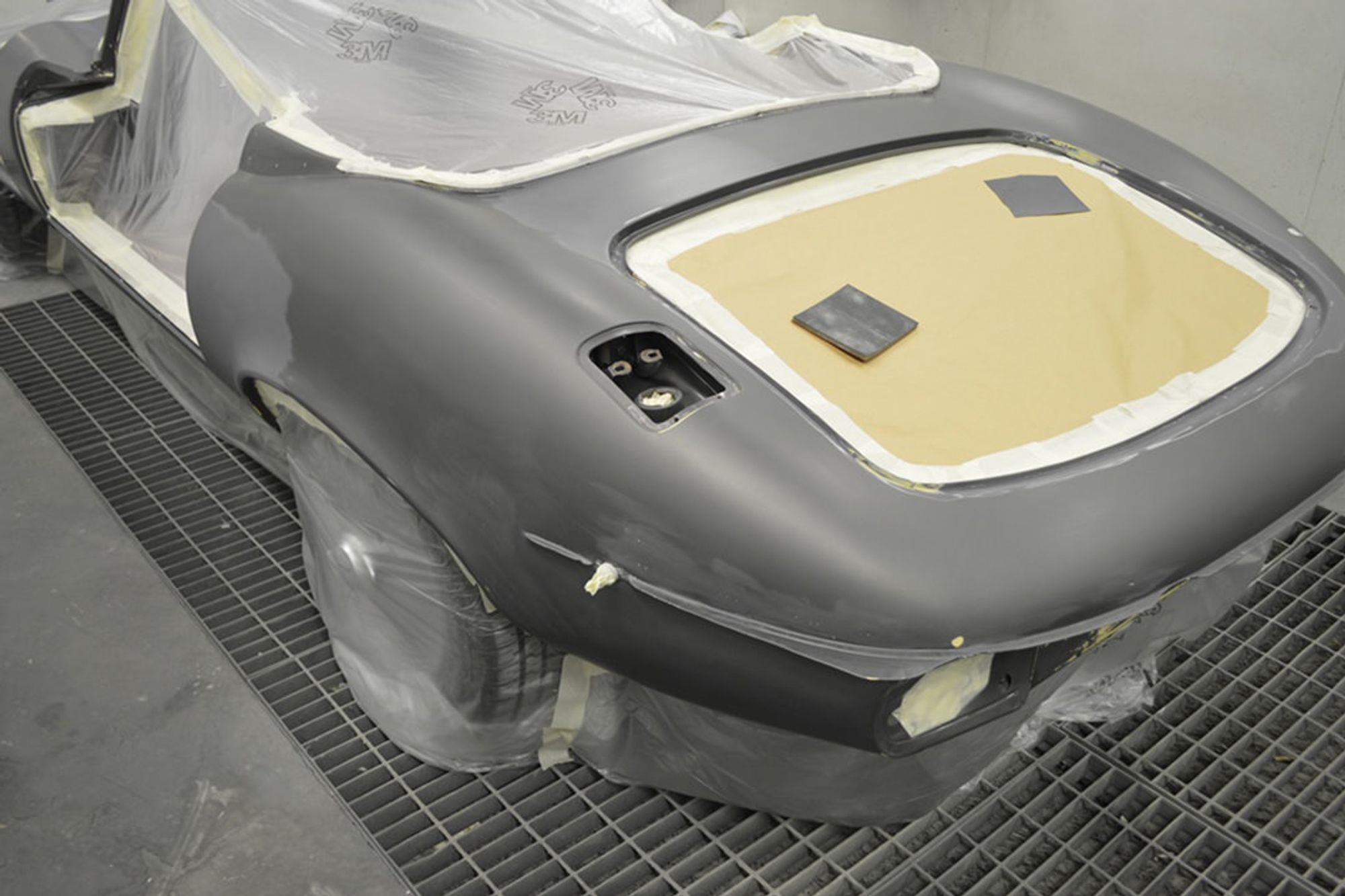 JAGUAR E-TYPE SERIES 3 V12 Restoration