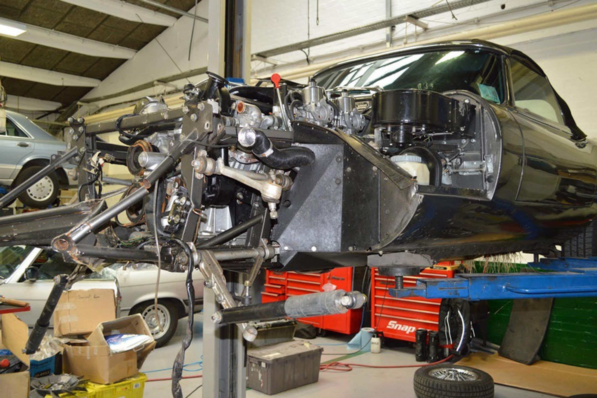 JAGUAR E-TYPE SERIES 3 V12 Restoration