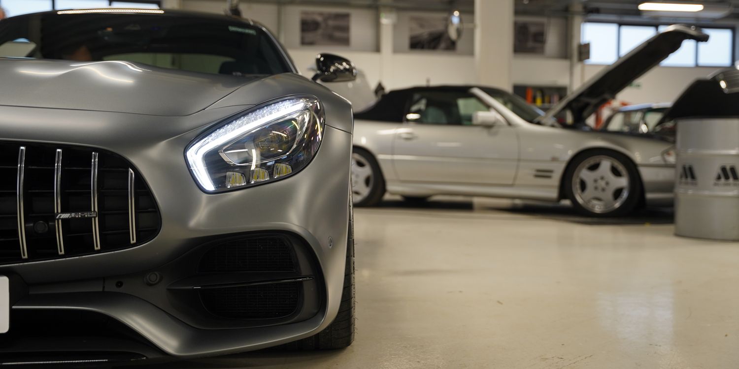 Hilton & Moss servicing for your luxury, performance or classic Mercedes-Benz