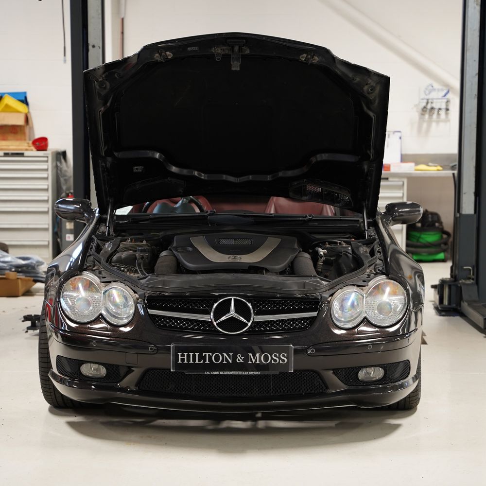 Hilton & Moss servicing for your luxury, performance or classic Mercedes-Benz
