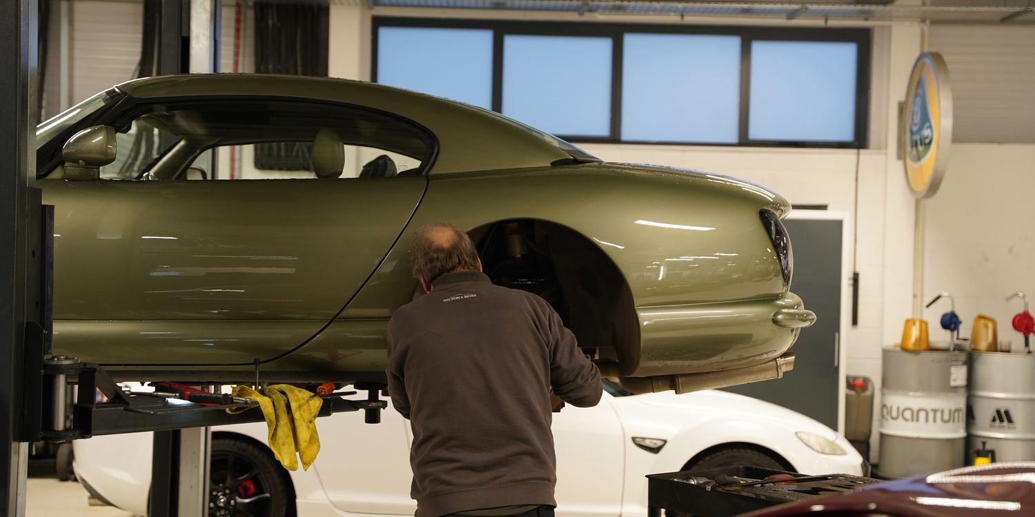 Hilton & Moss servicing for your luxury, performance or classic TVR