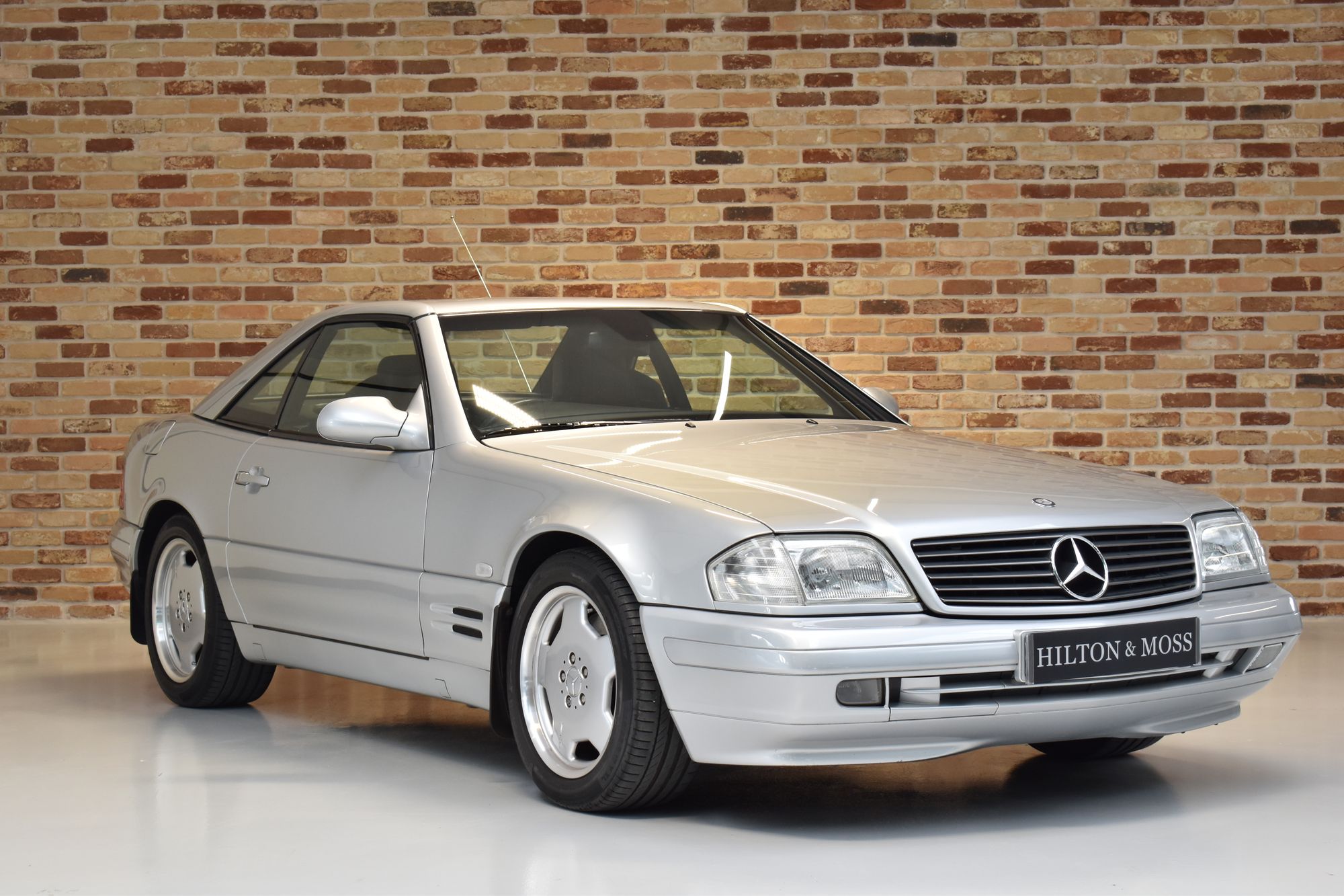 1999 Mercedes-Benz SL