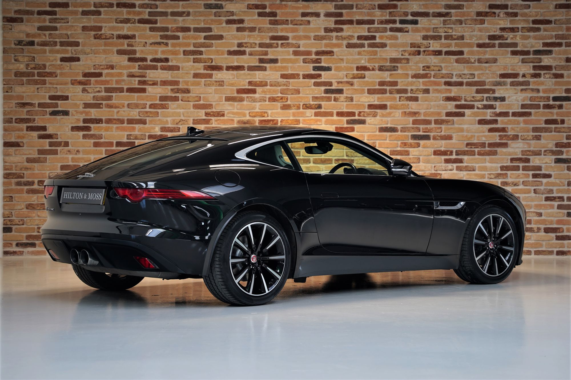 2015 Jaguar F-Type V6