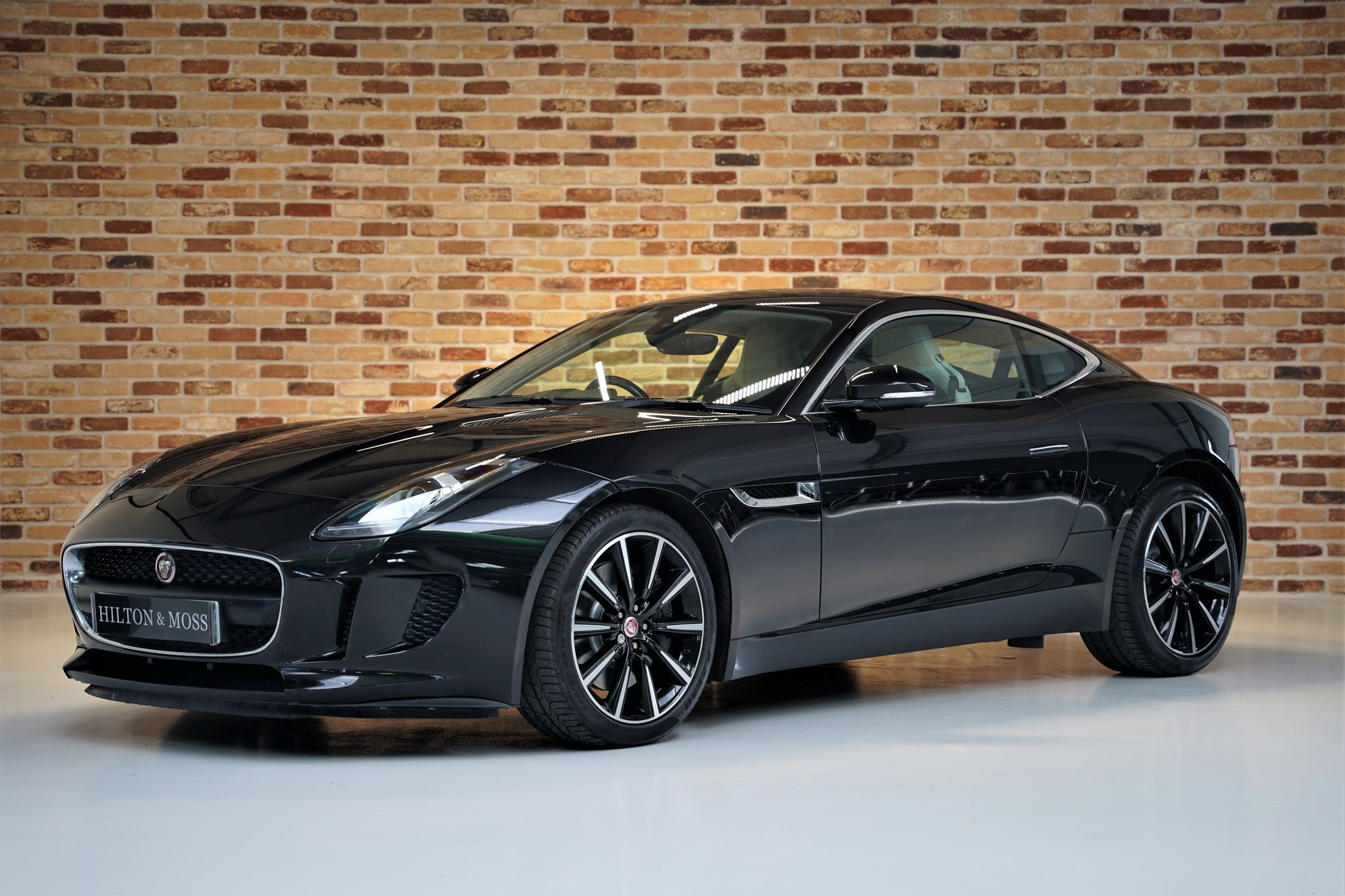 2015 Jaguar F-Type V6