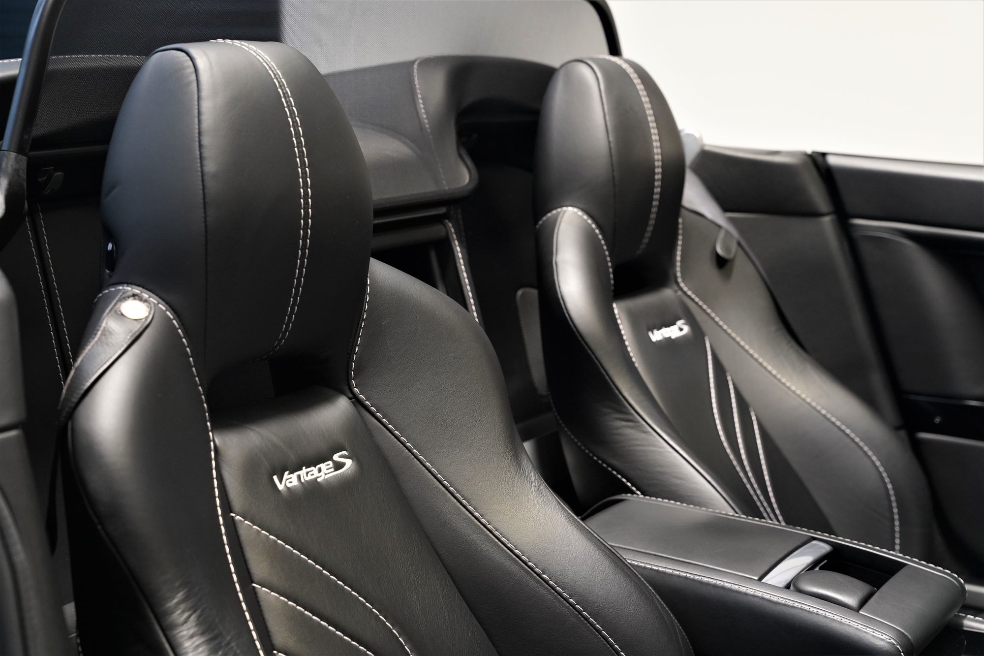 2012 Aston Martin V8 Vantage S Roadster