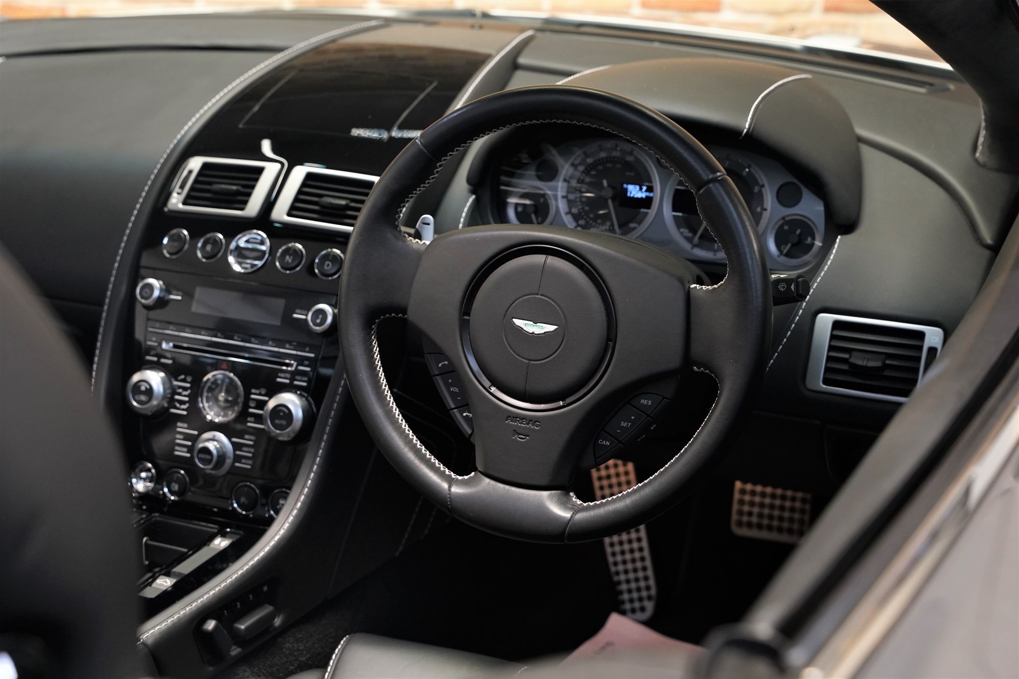 2012 Aston Martin V8 Vantage S Roadster
