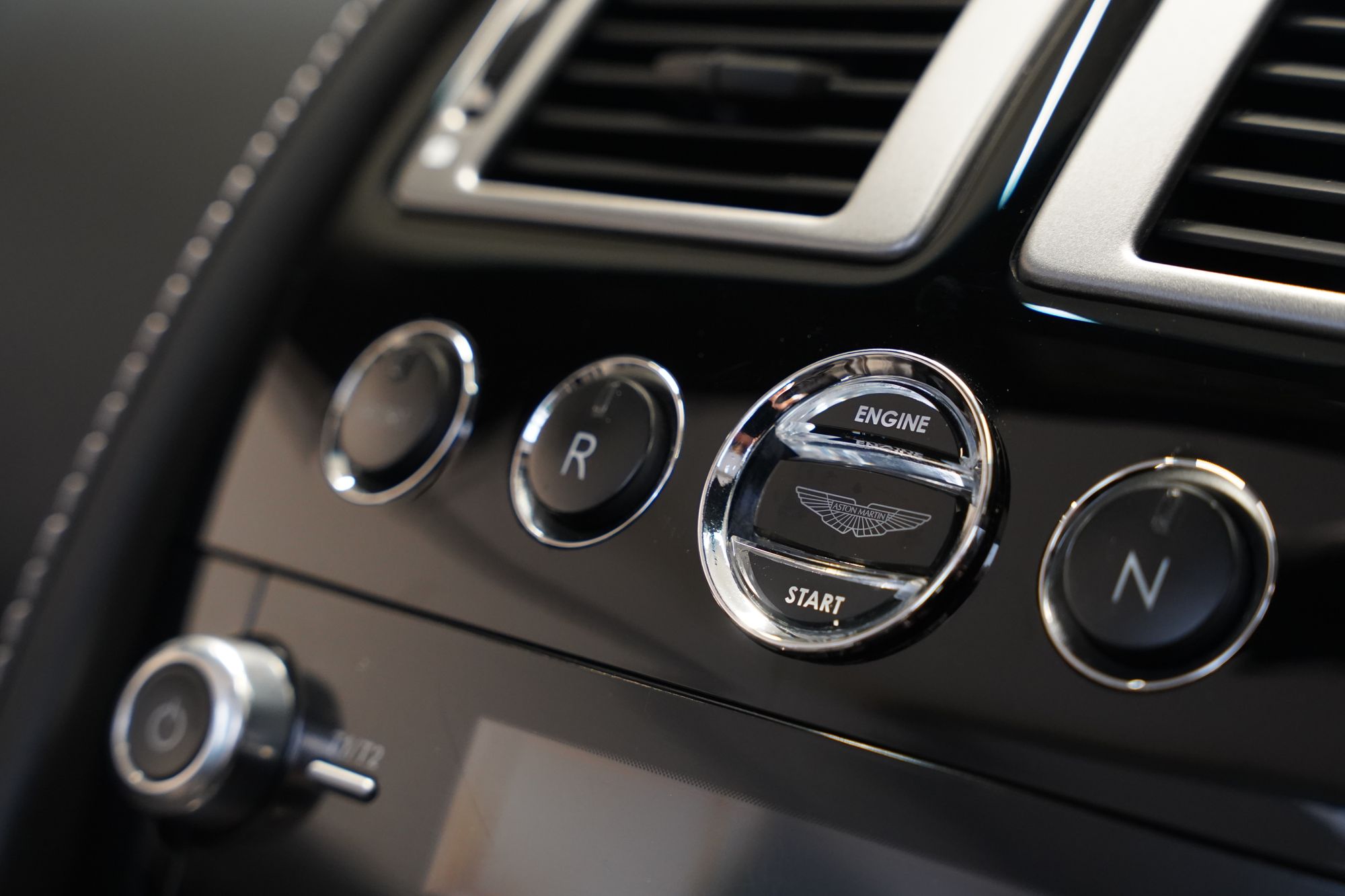 2012 Aston Martin V8 Vantage S Roadster