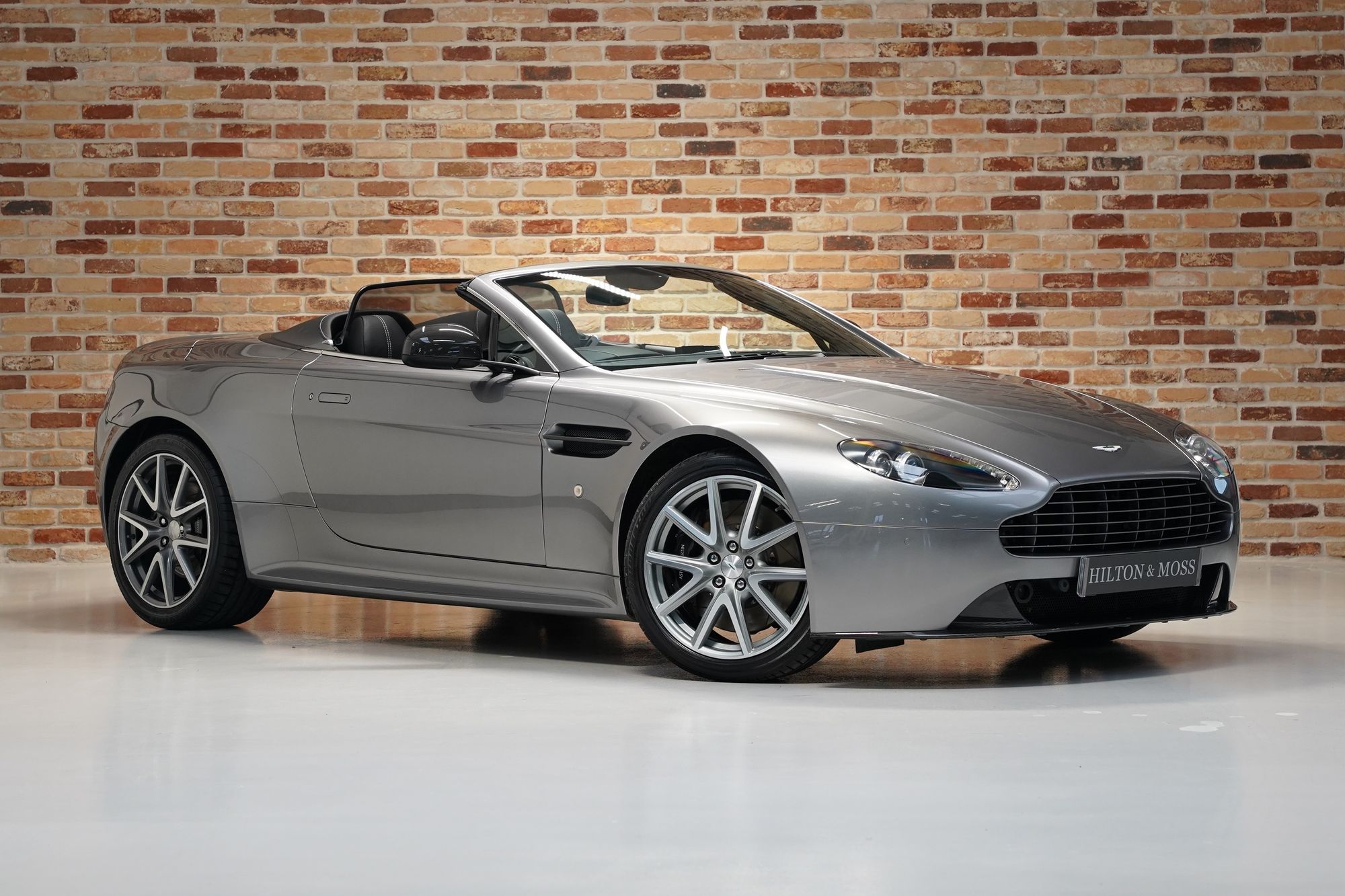 2012 Aston Martin V8 Vantage S Roadster