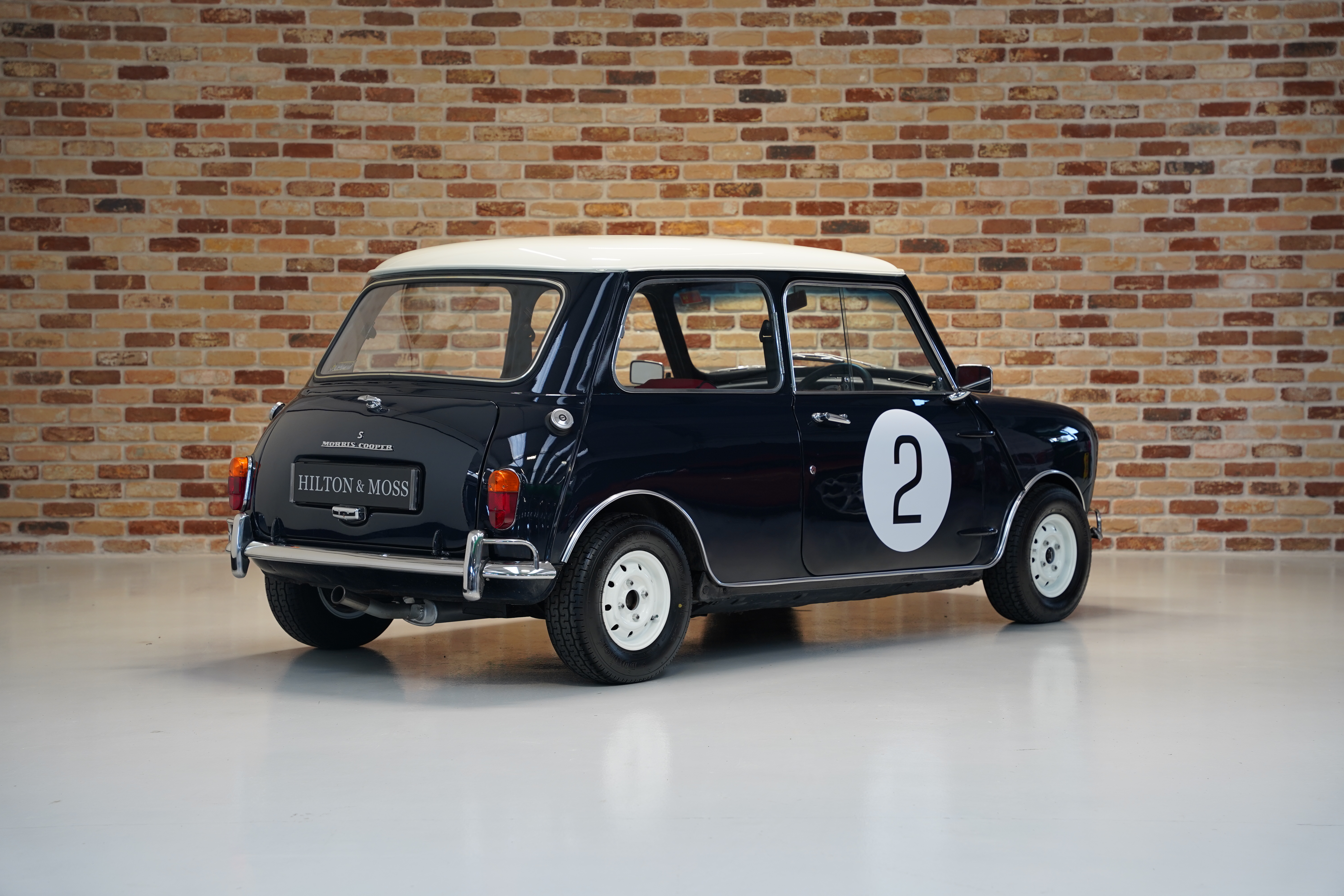 Morris Mini Cooper 1275 MK3　2台セット Kyosho 1:18 Morris Mini Cooper 1275S #2 Rally Monte Carlo