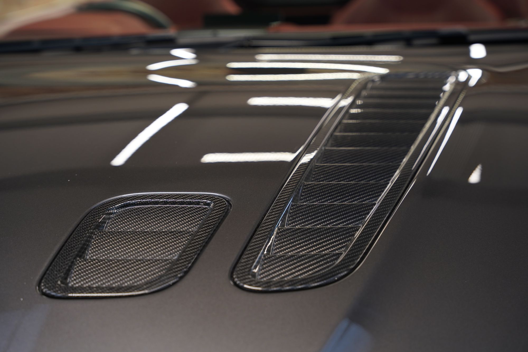 2013 Aston Martin V12 Vantage Roadster