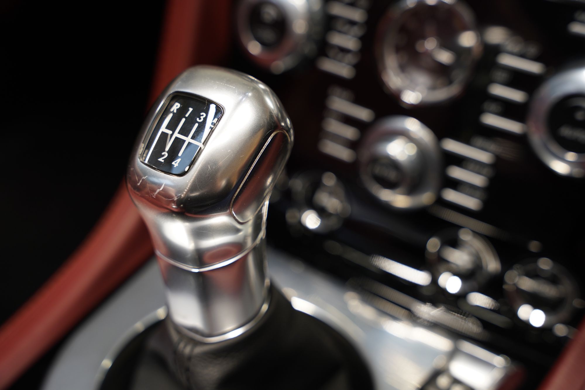 2013 Aston Martin V12 Vantage Roadster