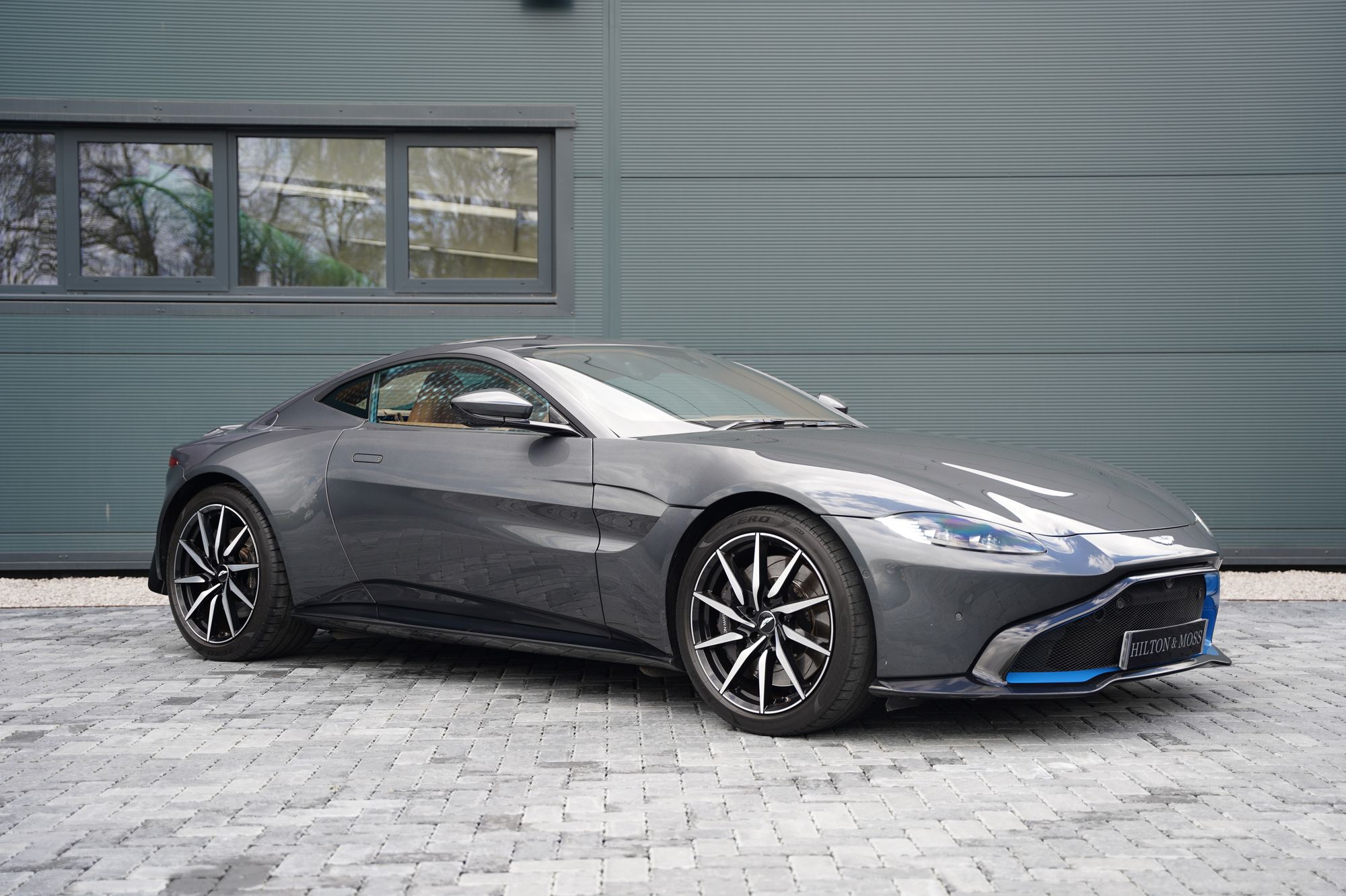 2019 Aston Martin Vantage