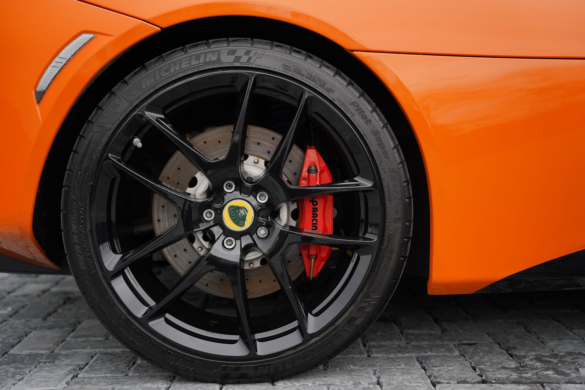 2016 Lotus Evora 400