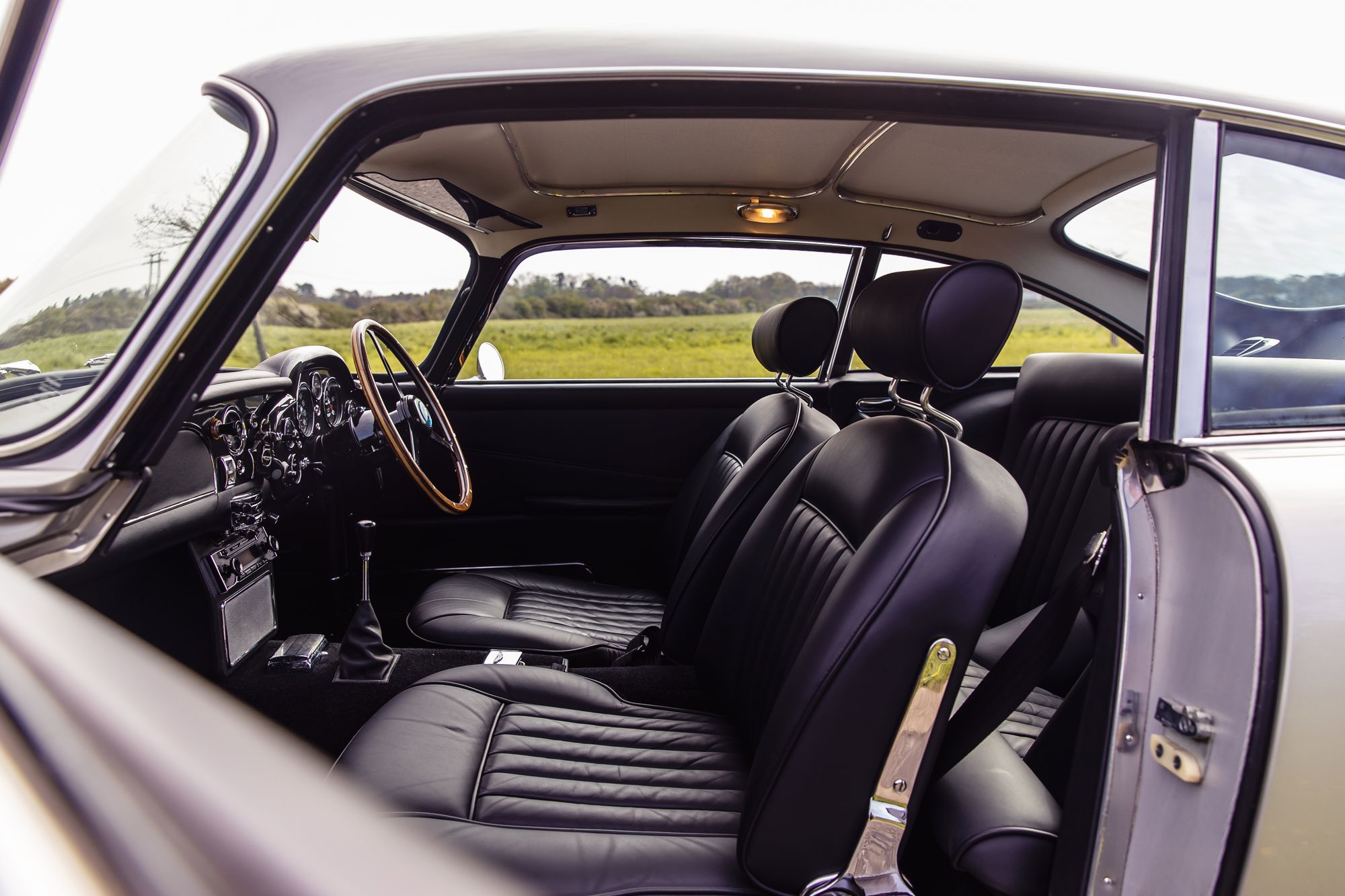 1965 Aston Martin DB5 - Fully Restored