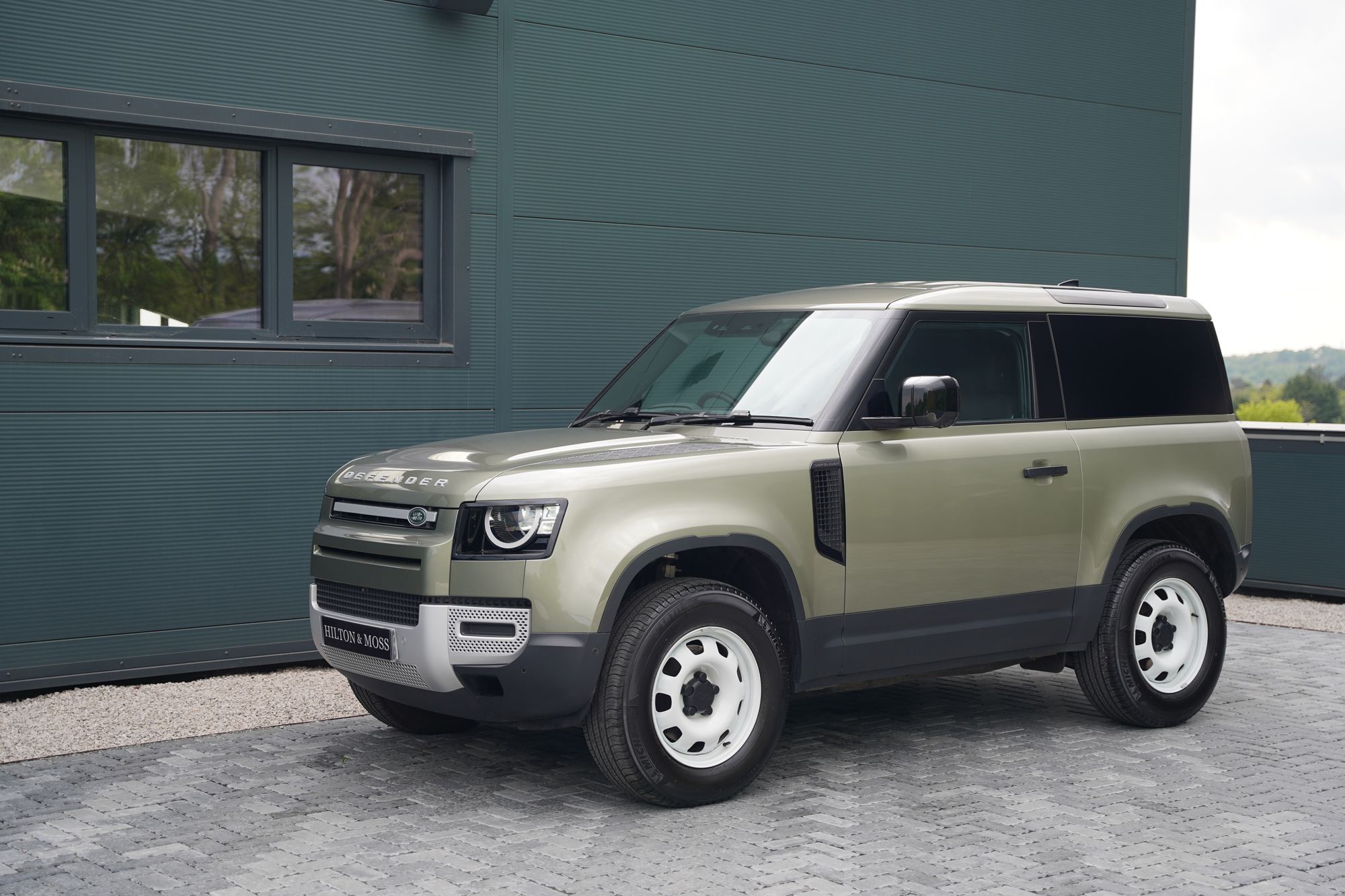 2022 Land Rover Defender 90 VAT Qualifying