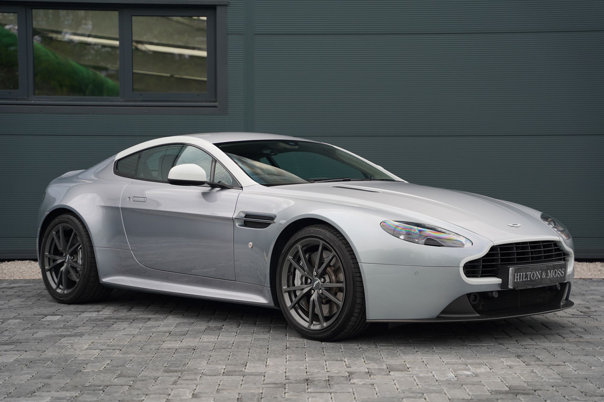 2015 Aston Martin V8 Vantage N430