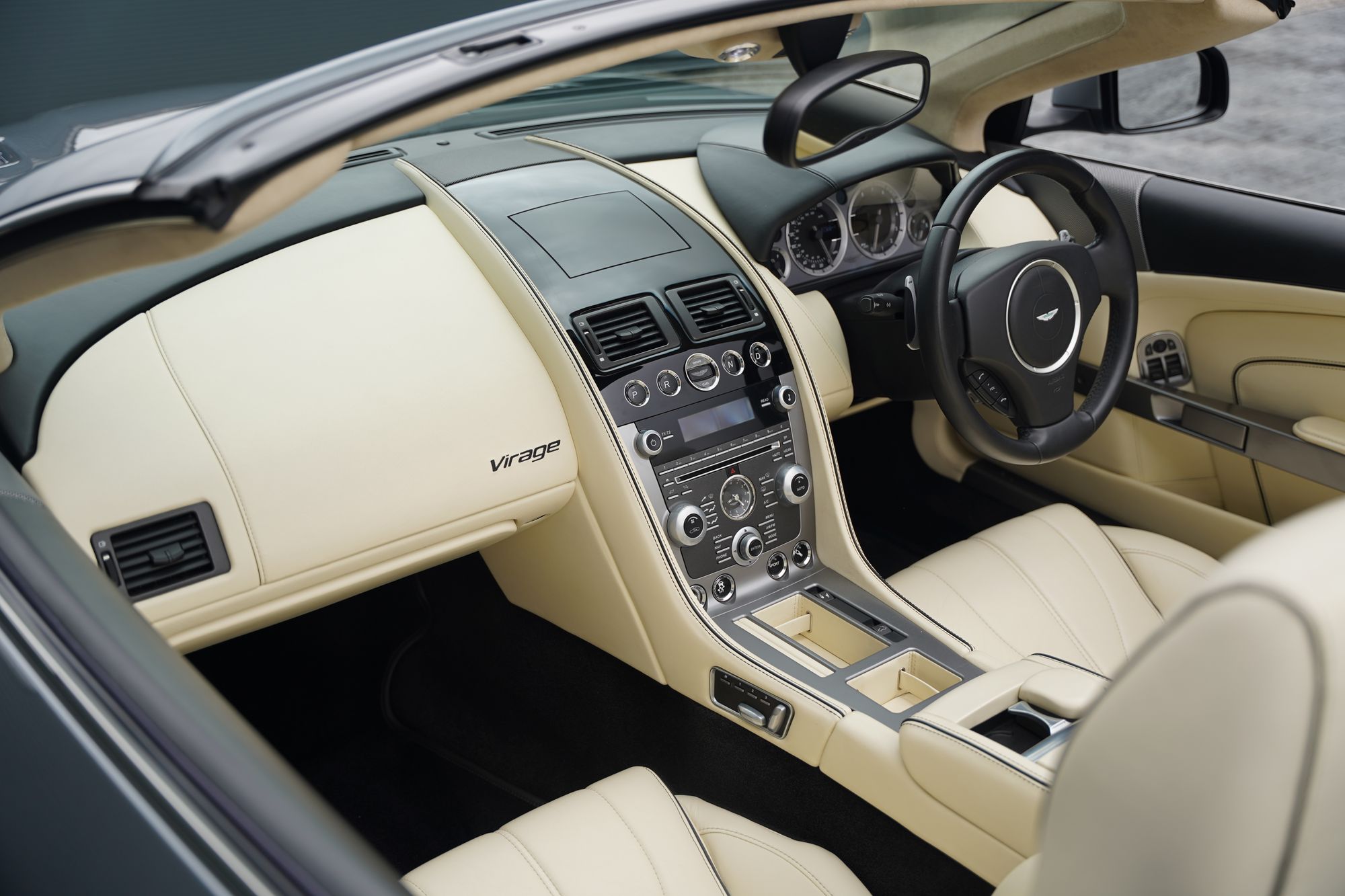 2011 Aston Martin Virage Volante