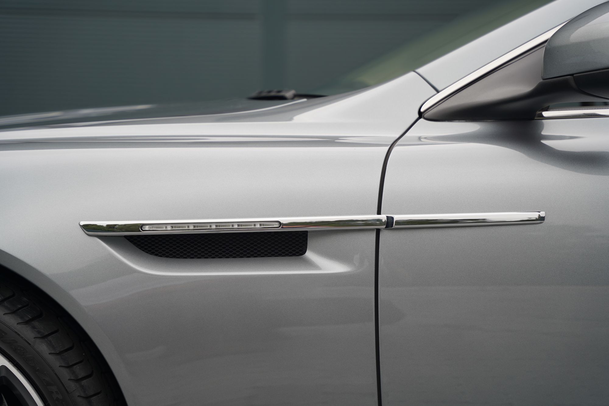 2011 Aston Martin Virage Volante
