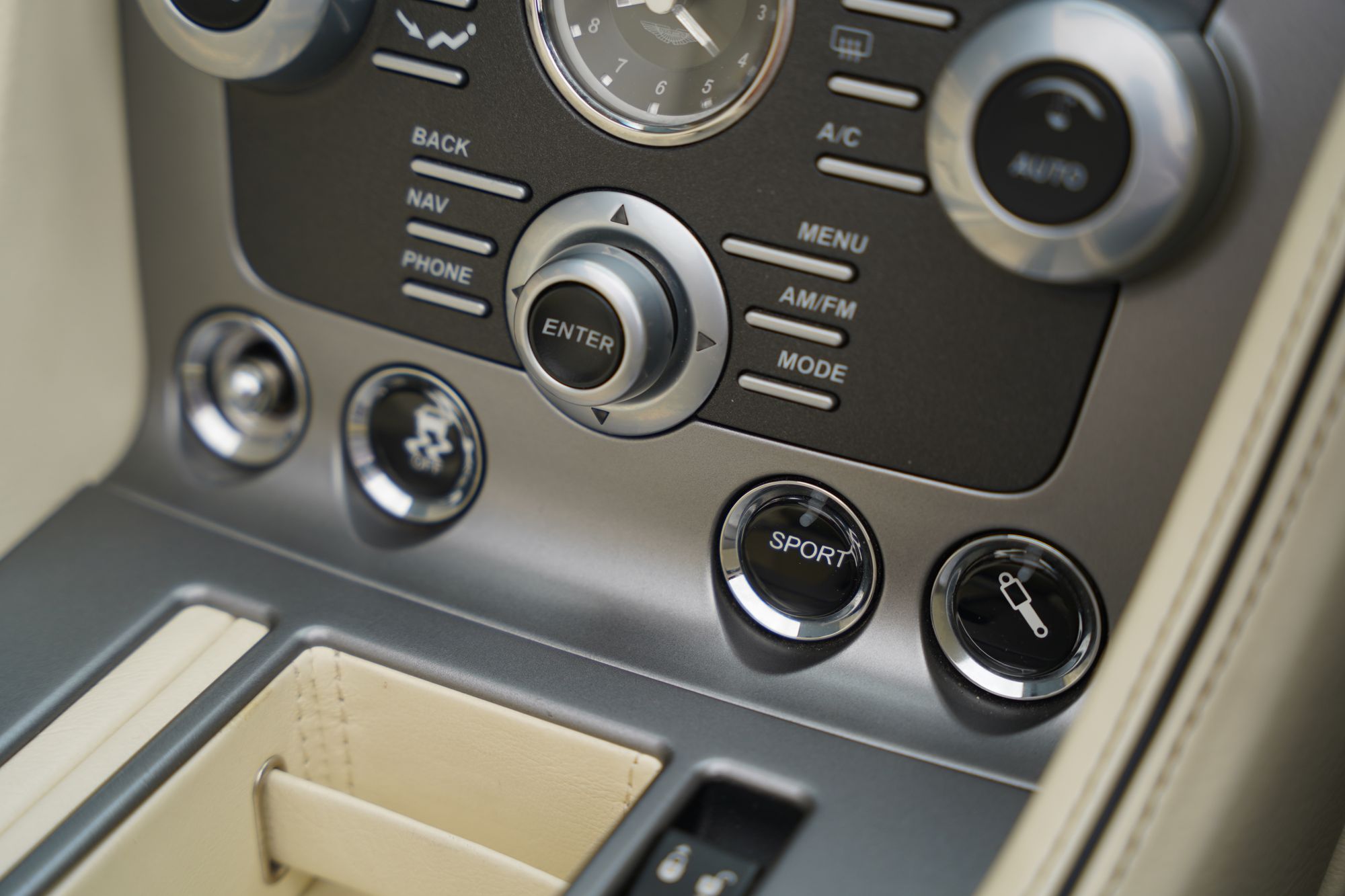 2011 Aston Martin Virage Volante