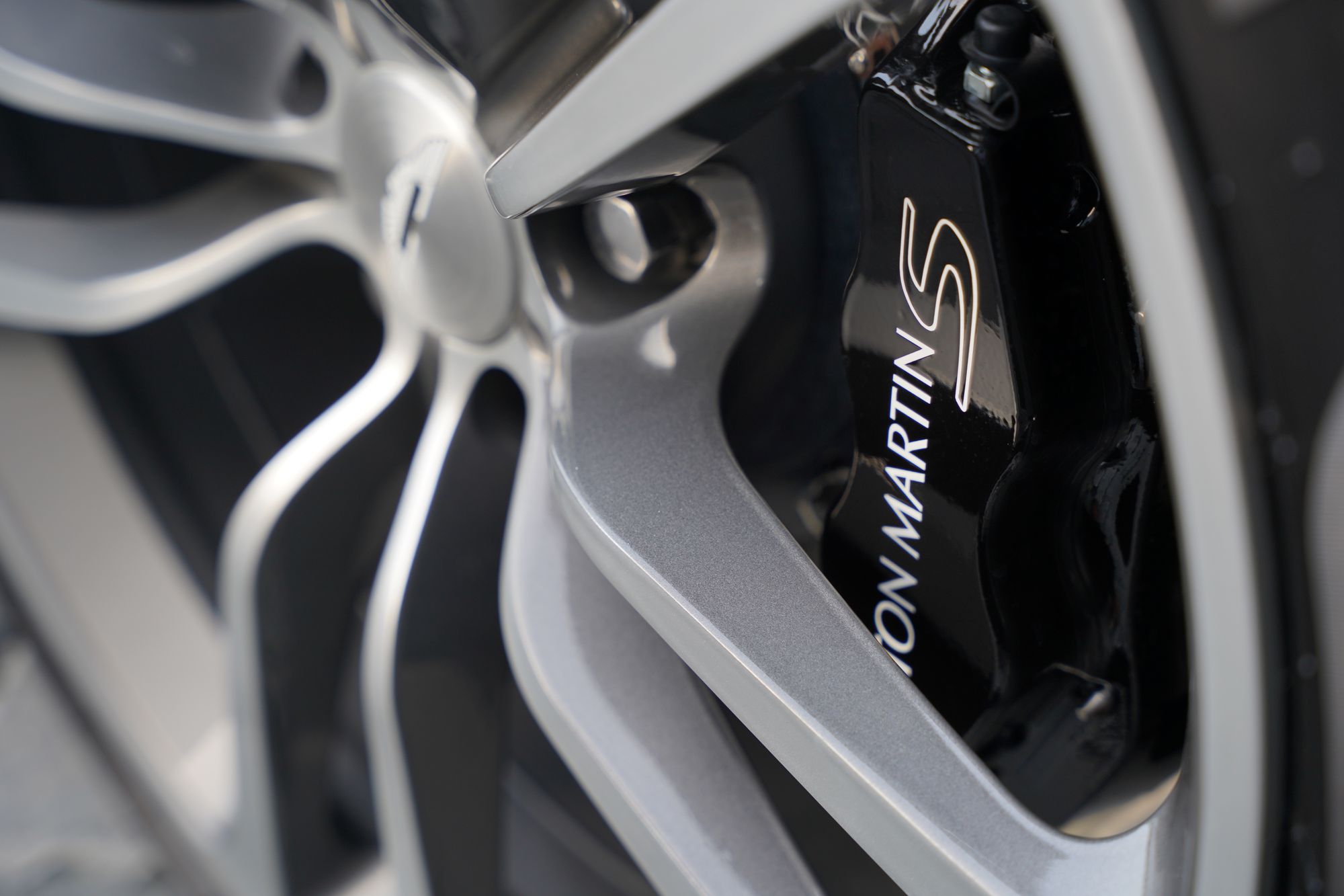 2011 Aston Martin DBS Volante