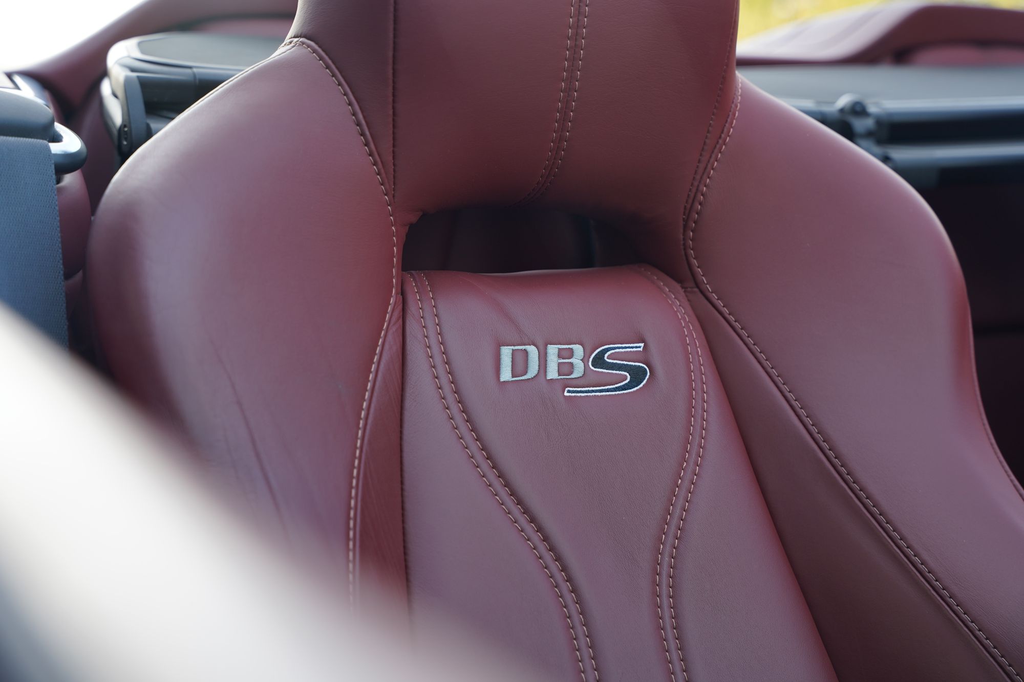 2011 Aston Martin DBS Volante