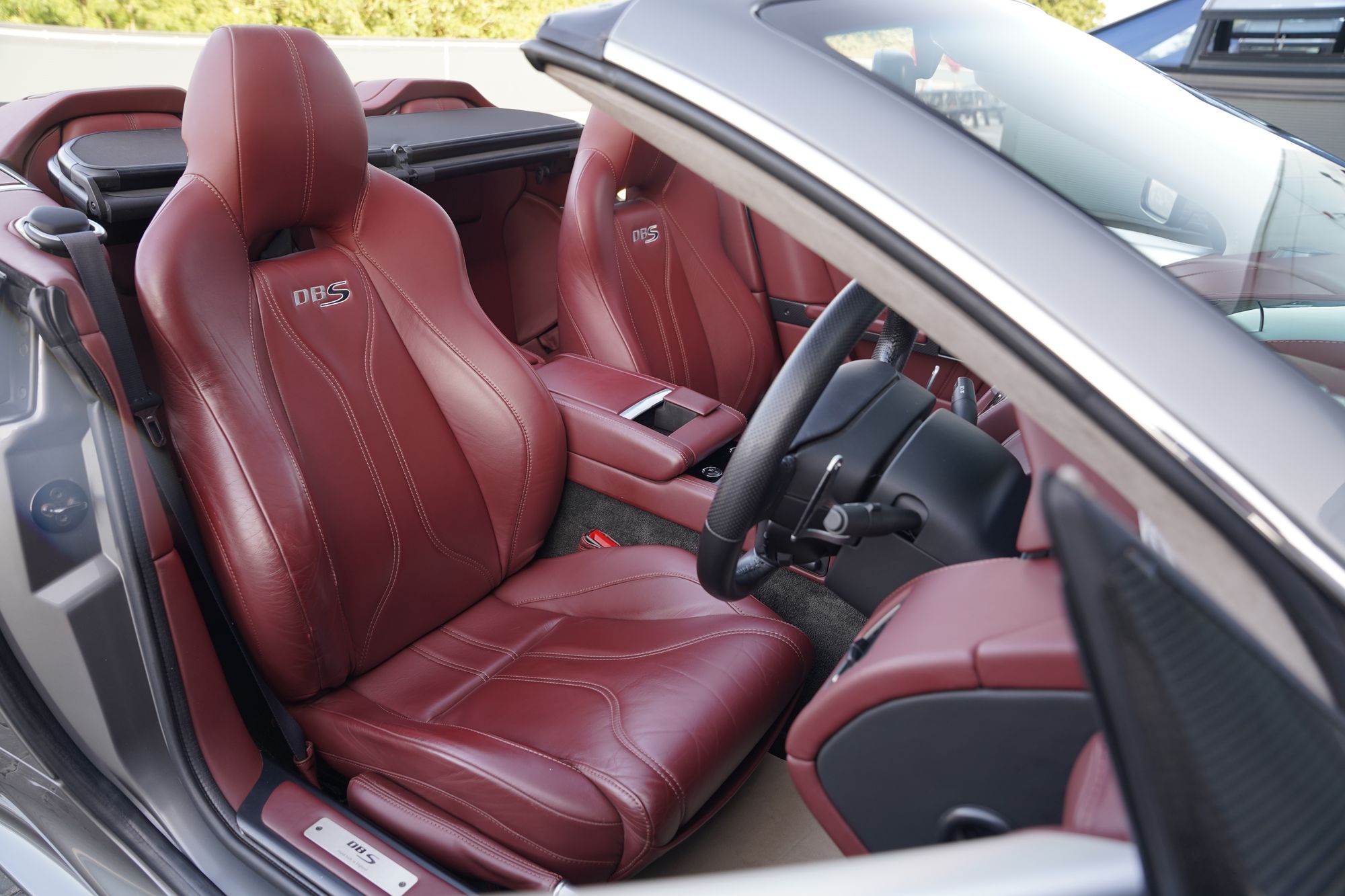2011 Aston Martin DBS Volante