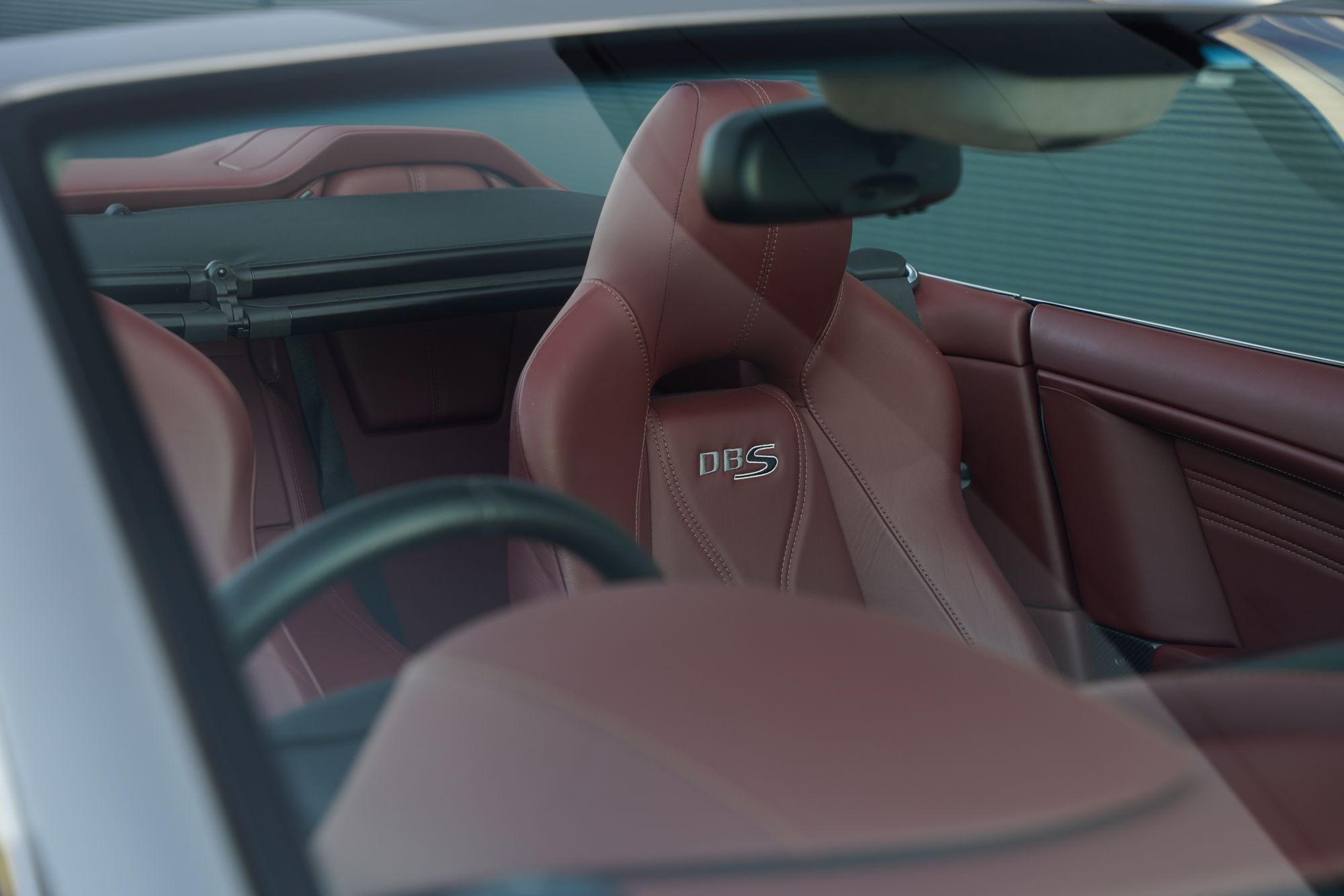 2011 Aston Martin DBS Volante