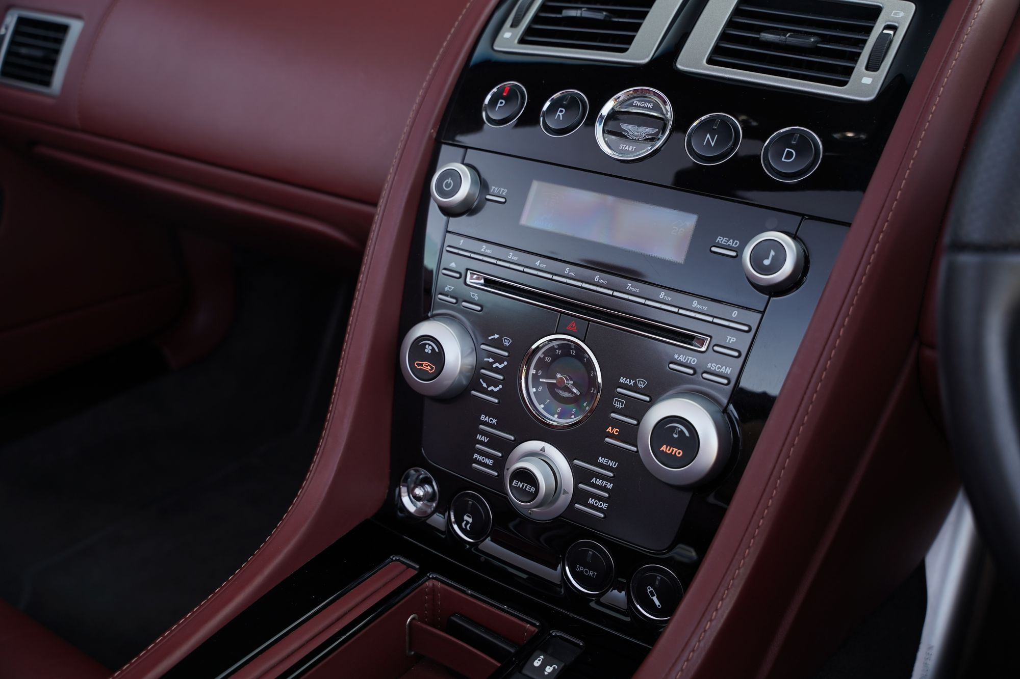 2011 Aston Martin DBS Volante