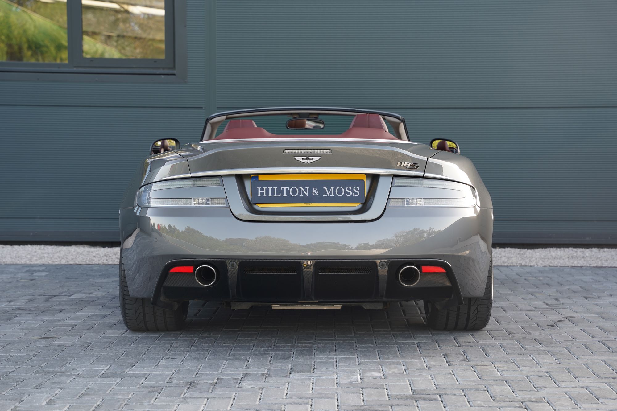 2011 Aston Martin DBS Volante