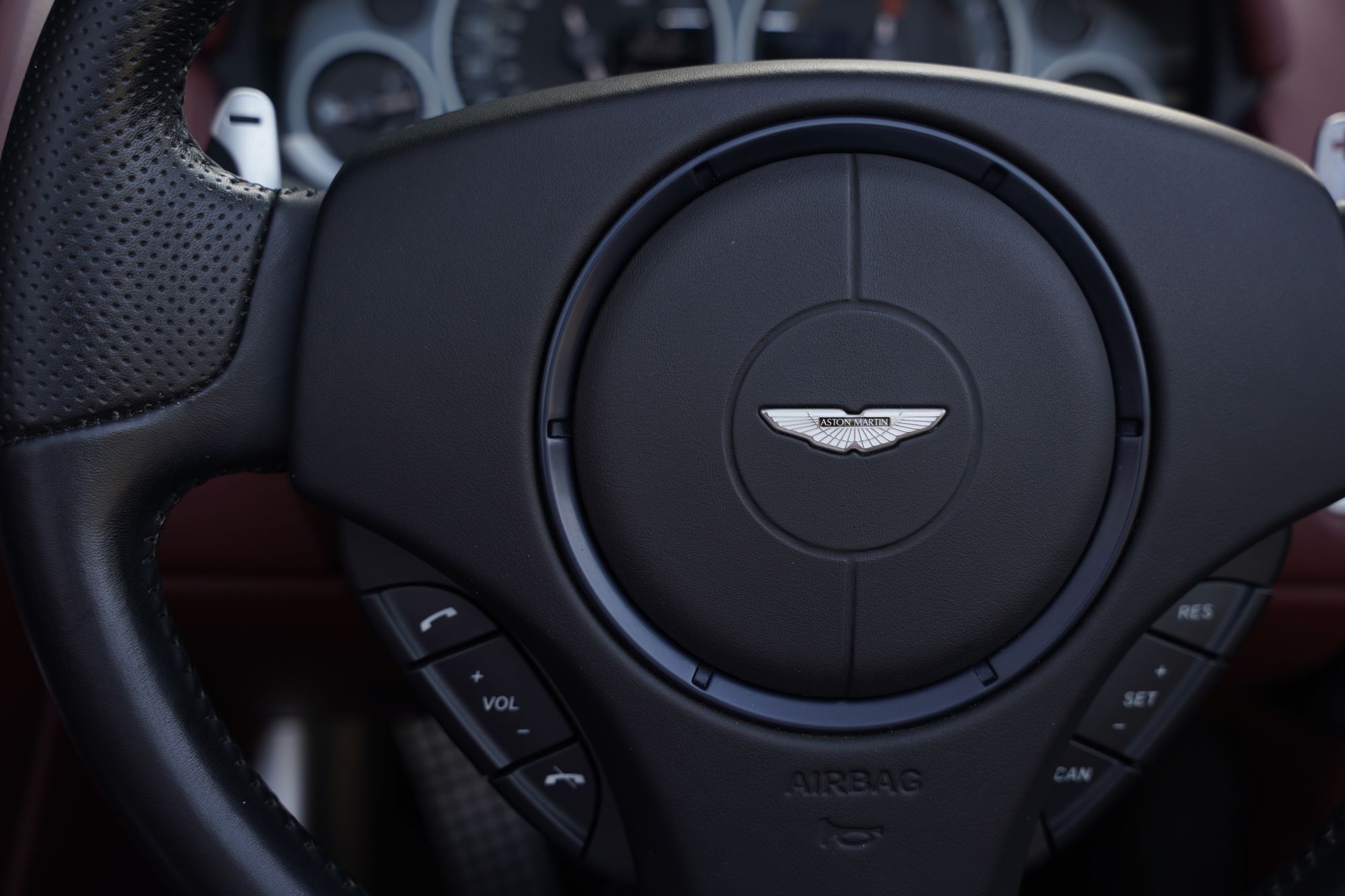 2011 Aston Martin DBS Volante