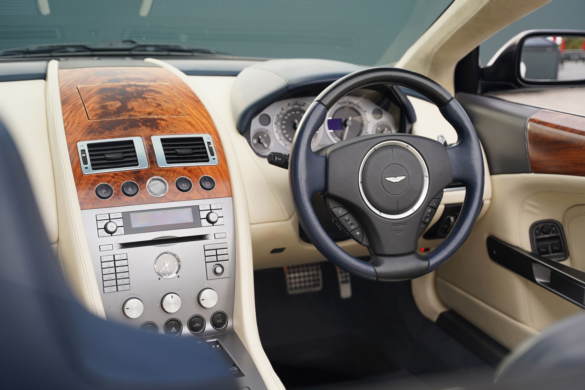 2006 Aston Martin DB9 Volante