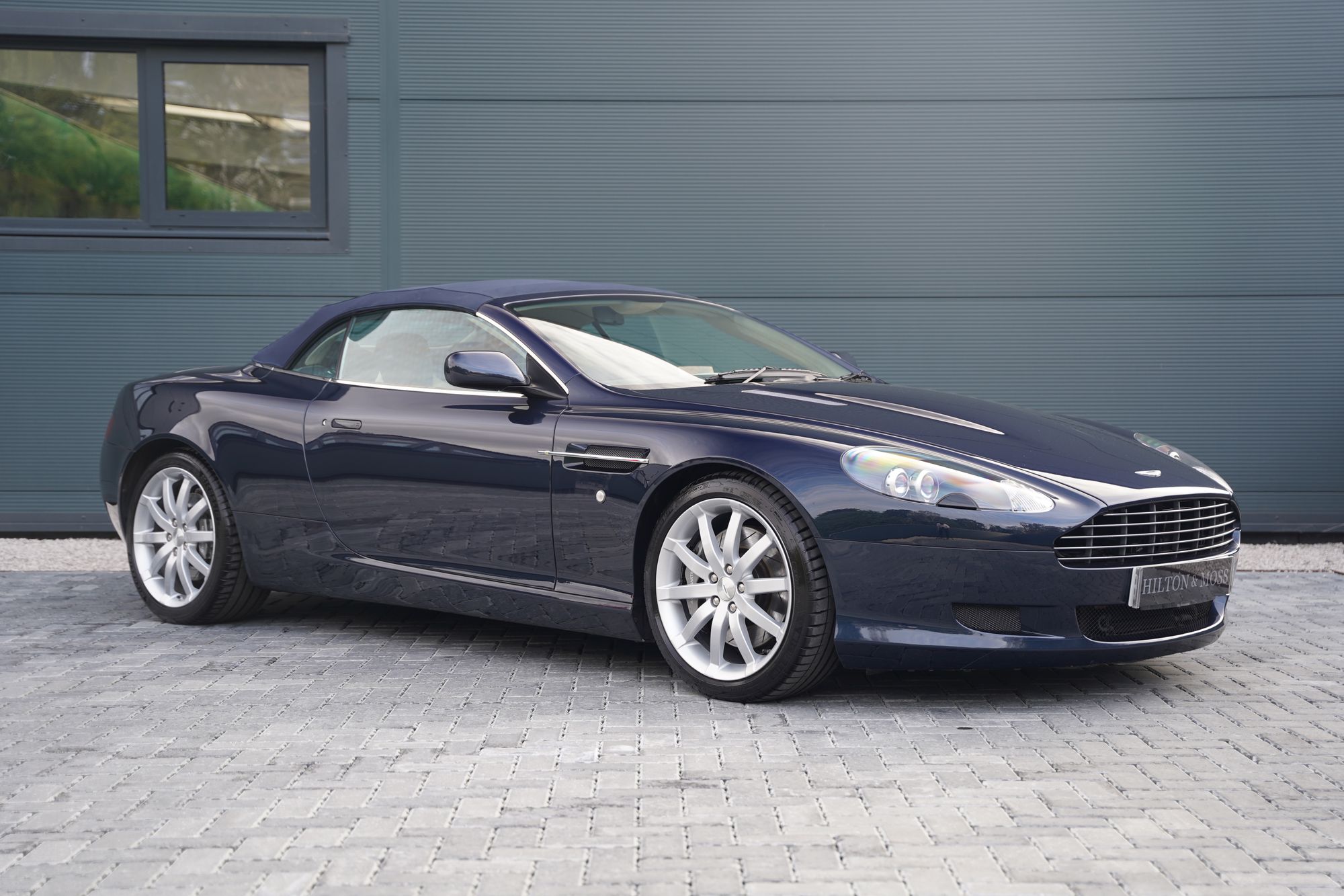 2006 Aston Martin DB9 Volante