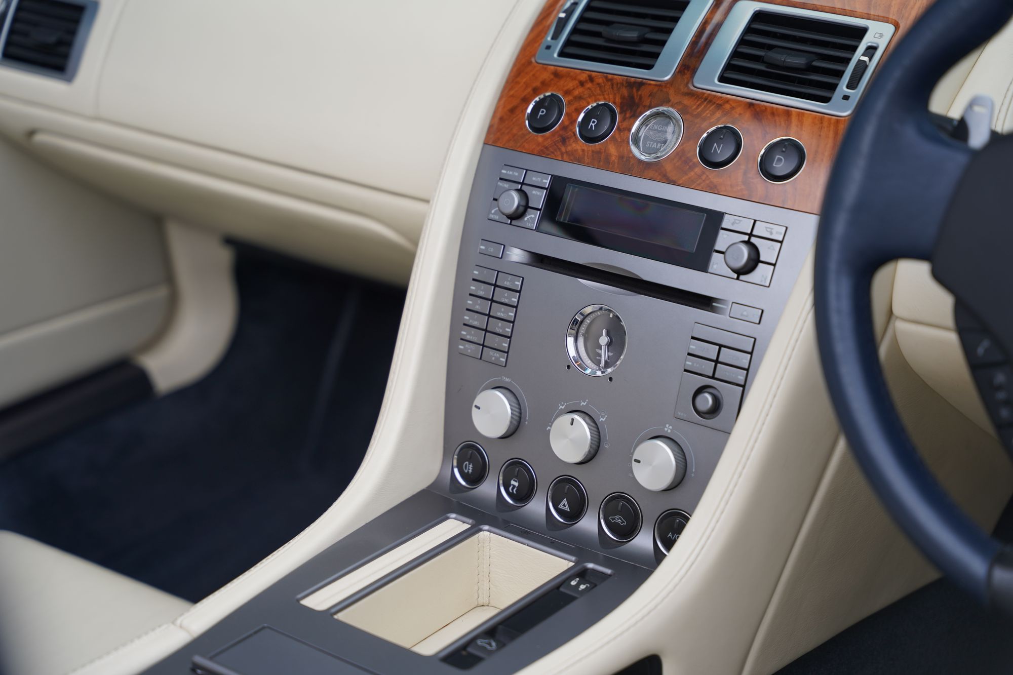 2006 Aston Martin DB9 Volante