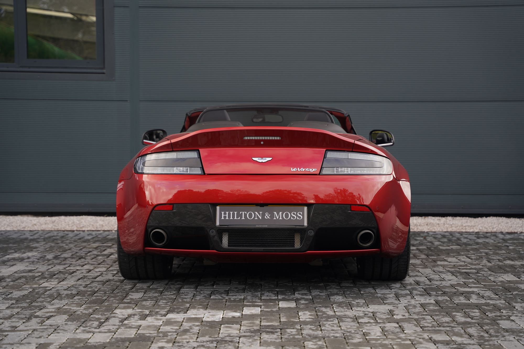 2012 Aston Martin V12 Vantage Roadster (Manual)