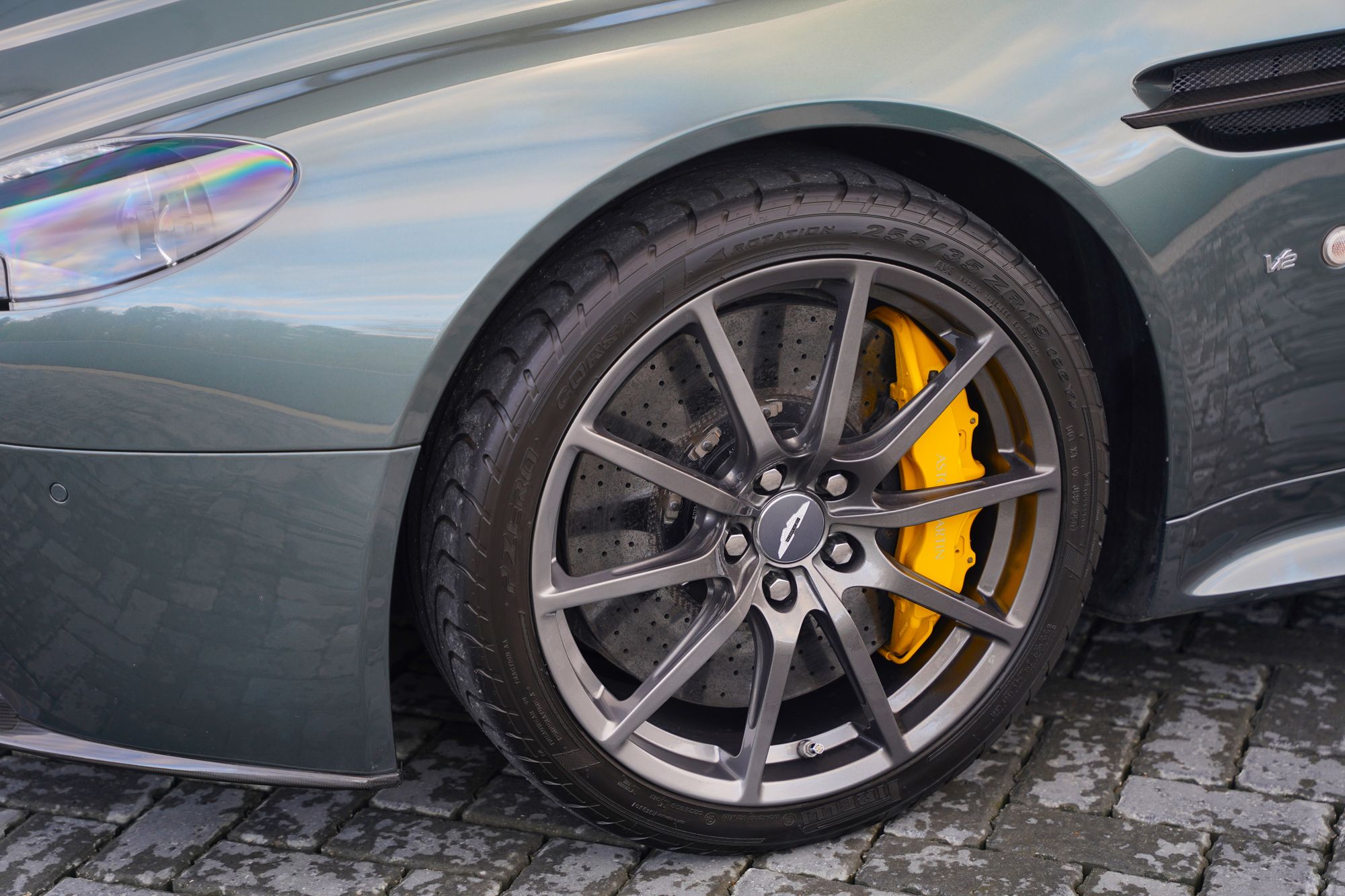 2017 Aston Martin V12 Vantage S - Manual with AMR Performance Pack